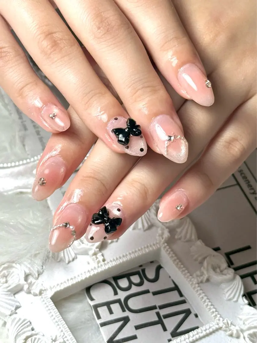 ネイル ハンドネイル ルシイ🎀新宿長さ 出しパーツ専門店のネイルデザイン