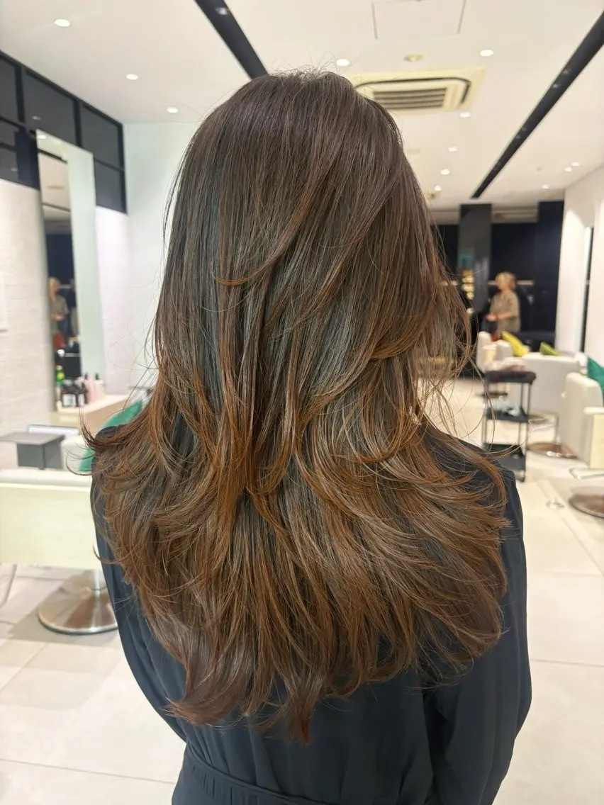 ロング カット 🍓レイヤーカット 大募集🍓佐々木のヘアスタイル