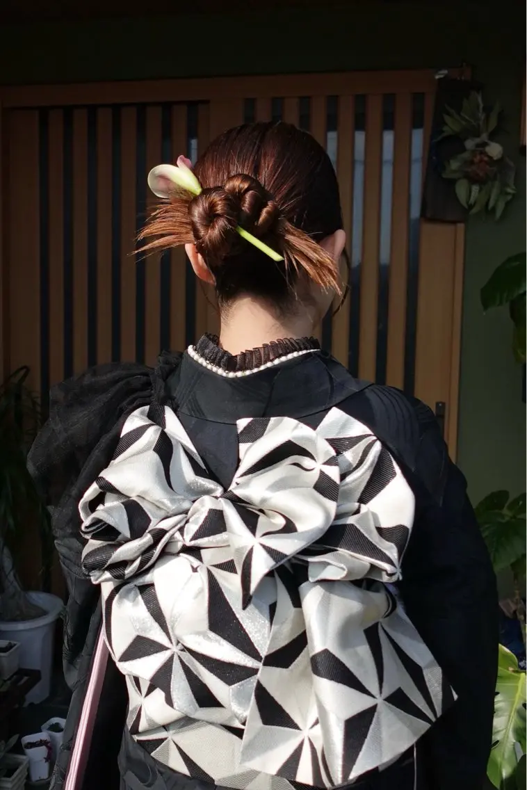 ヘアアレンジ 卒業式のヘアスタイル yumemiレイヤー ✴︎ 透明感カラーのヘアスタイル