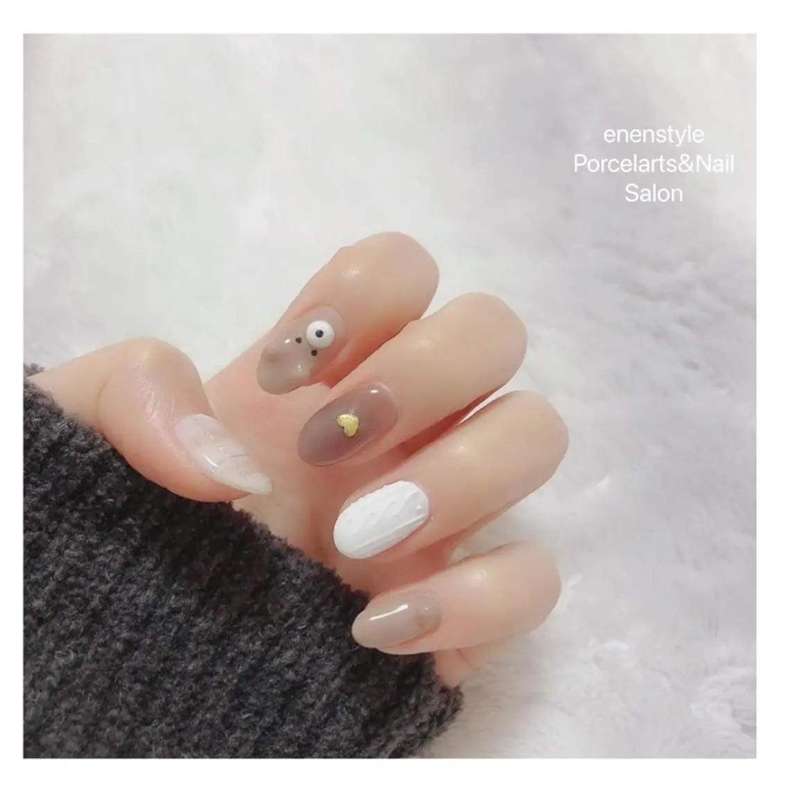 ミディアム ネイル ハンドネイル 🐾enen style 🐾のネイルデザイン