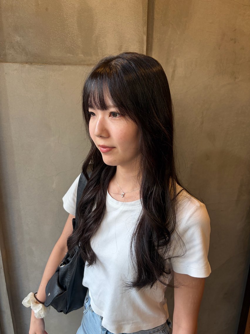ロング ヘアカラー wakaba 透明感カラーのヘアスタイル