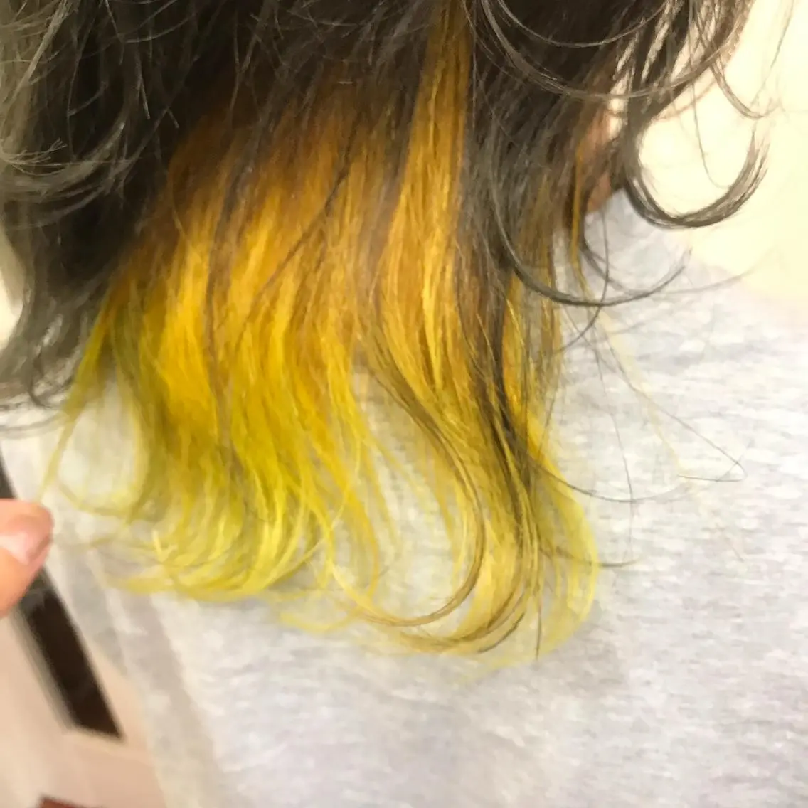 ミディアム カラー カット ヘアカラー ヨシダ トオルのヘアスタイル