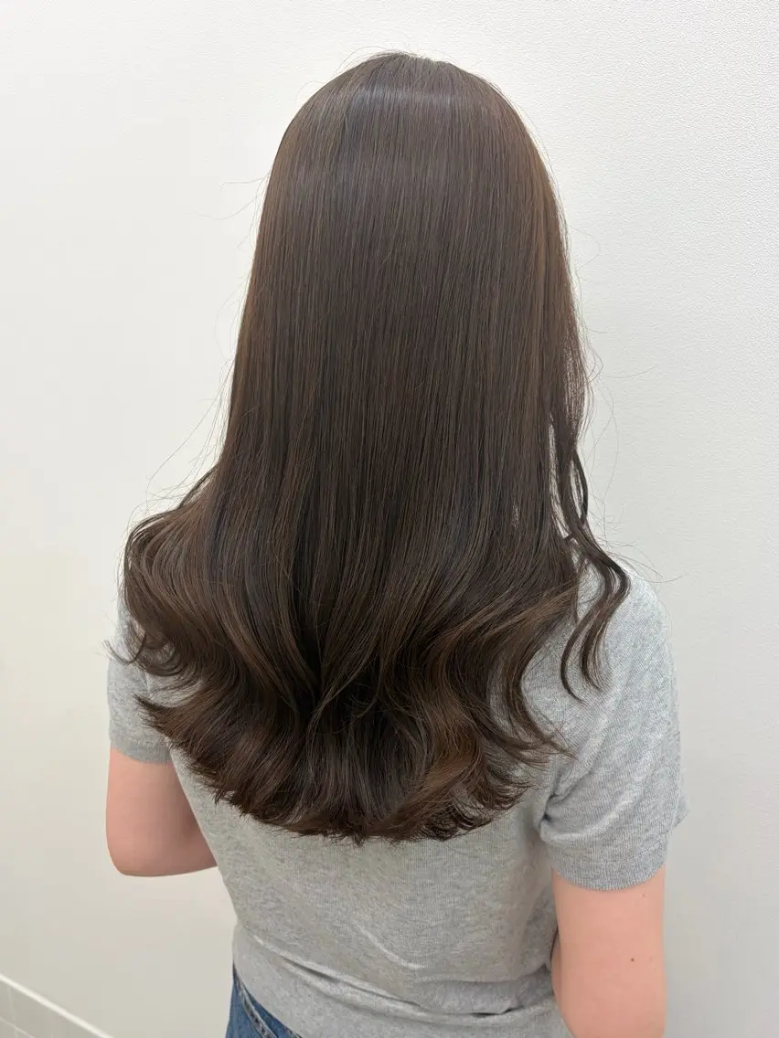 カラー アッシュ ベージュカラー ヘアカラー トリートメント 後藤 陽花子のヘアスタイル