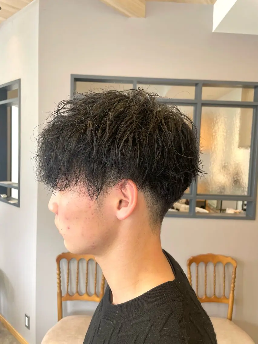 パーマ メンズ カット パーマ トリートメント 西村れい/Blue/ 髪質改善/縮毛矯正のヘアスタイル