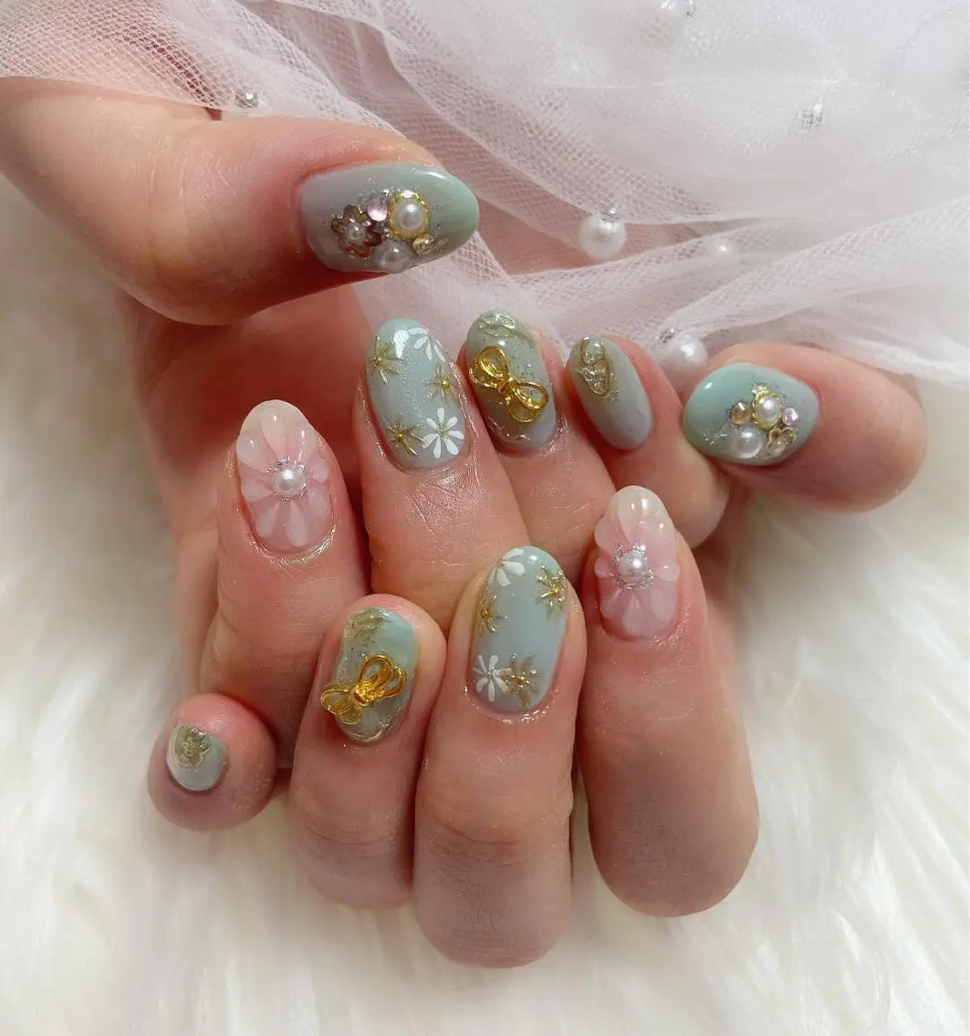 ネイル ハンドネイル ＆ME アンドミーのネイルデザイン