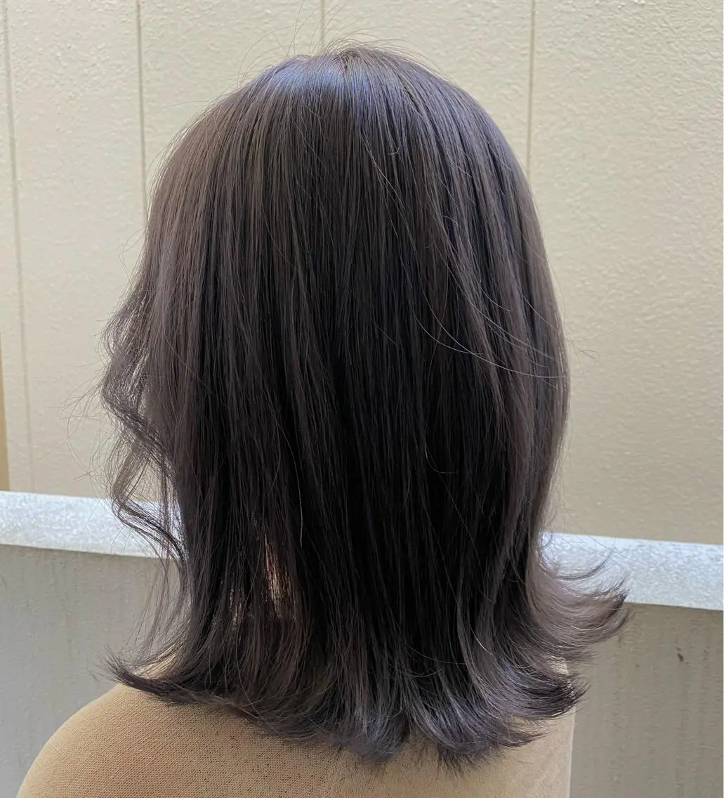ミディアム カラー ブリーチ 透明感カラー ラベンダーカラー ラベンダーグレー 遠藤沙也加 /レイヤーカットのヘアスタイル