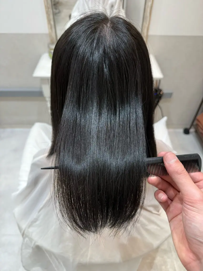 ミディアム トリートメント カット ヘアカラー トリートメント 縮毛矯正/髪質改善 YUUのヘアスタイル