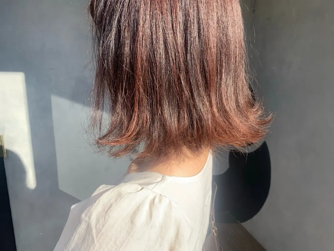 ミディアム ボブ ハイライト 外ハネヘア カット ヘアカラー TR付きカット無料✨ ✨いのうえもなみのヘアスタイル