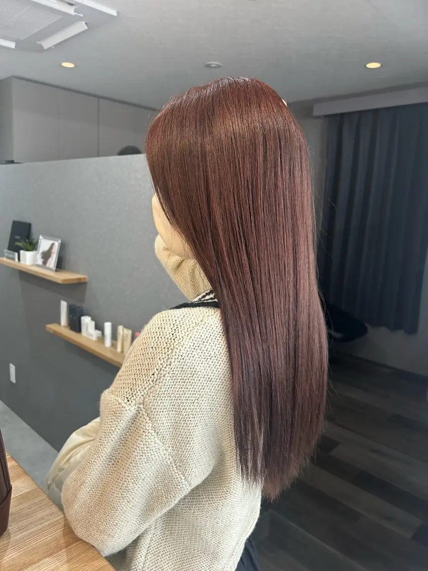 ロング カラー ブリーチ ボルドーカラー ブラウンカラー ブリーチなしカラー 後藤紗英/髪質改善 /オリーブベージュのヘアスタイル