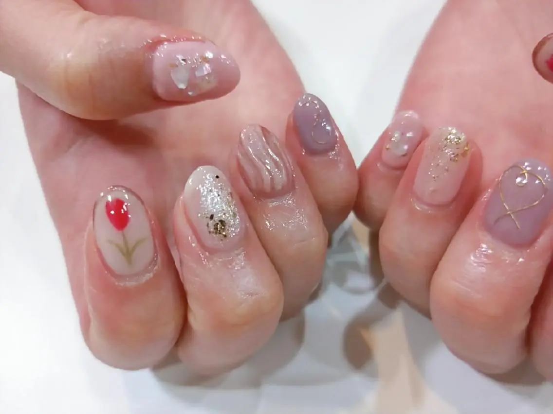 ネイル ハンドネイル ハンドケア はばすみれ🎀ﾈｲﾙ 光ﾌｪｲｼｬﾙ ﾍｱのネイルデザイン