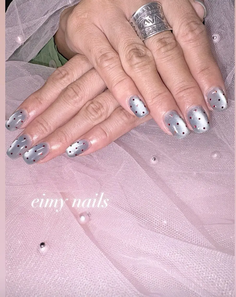 ネイル ブルー ドット マグネットネイル マグネットワンカラー 持ち込み ハンドネイル eimy nails♡のネイルデザイン