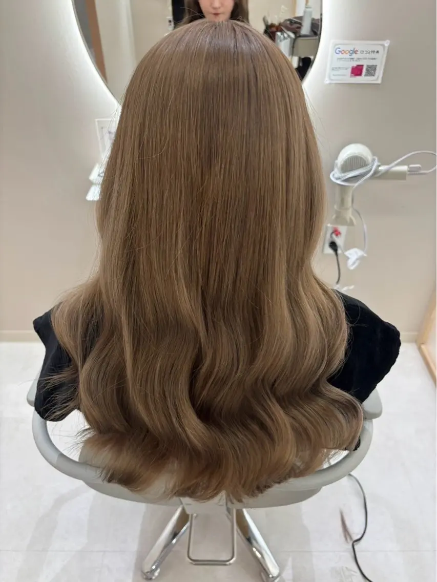 ロング カラー Zina千葉2nd 💫萌音のヘアスタイル