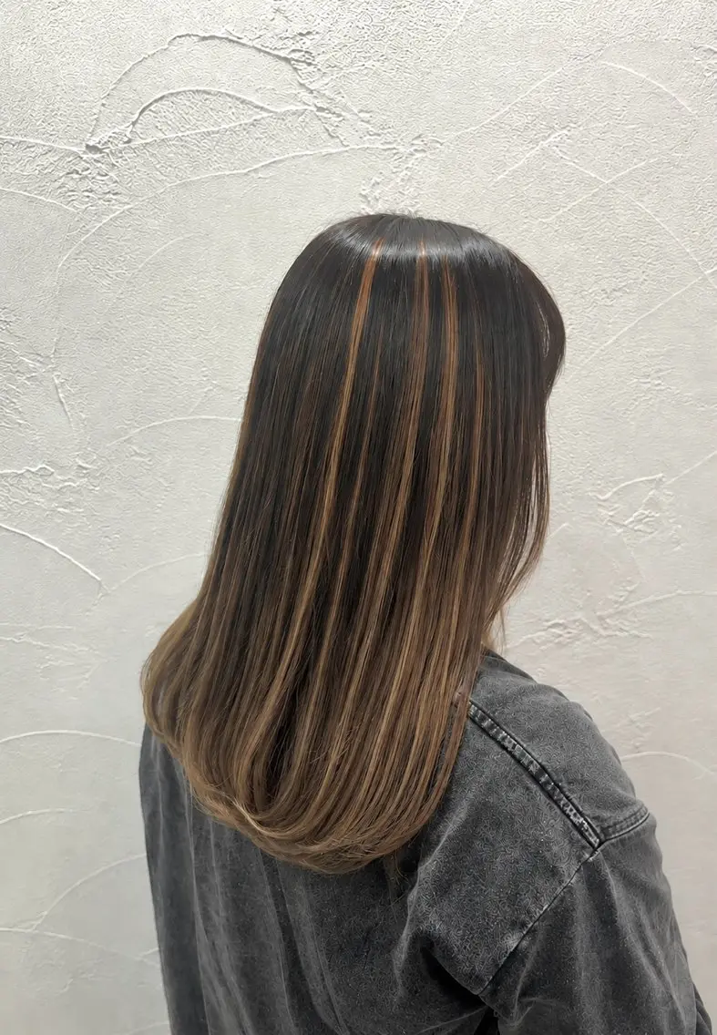 セミロング カラー ヘアカラー トリートメント 🧋ハイトーン/ 高崎/八木風歌🧋のヘアスタイル