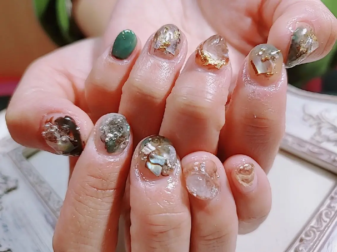 ショート ネイル カラー ニュアンスネイル ハンドネイル mamo nailのネイルデザイン