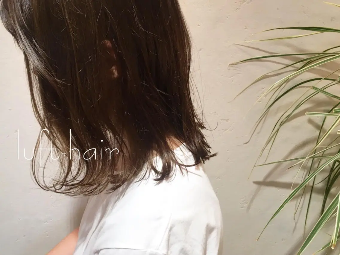 ミディアム むらかみ みかのヘアスタイル