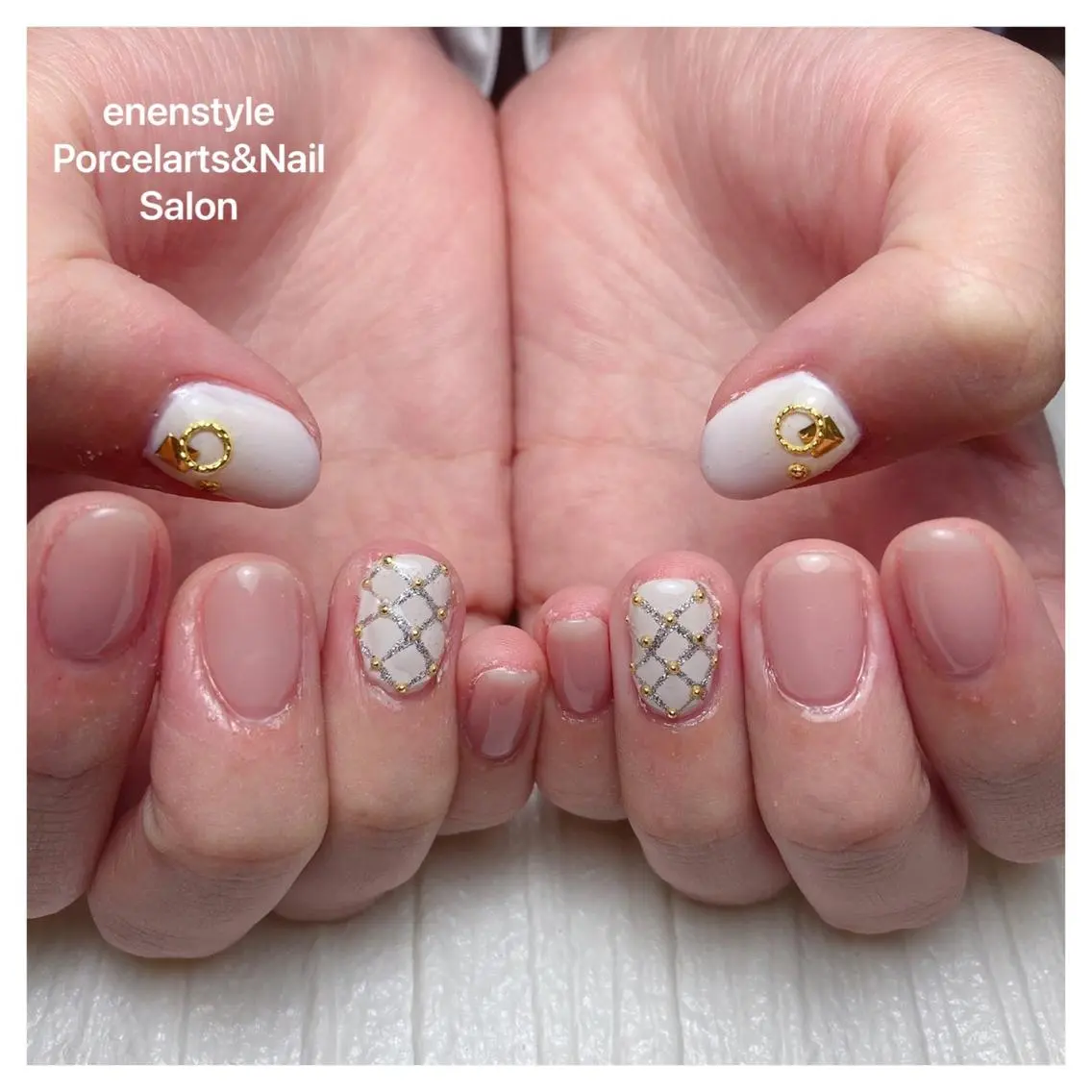 ショート ネイル ハンドネイル 🐾enen style 🐾のネイルデザイン