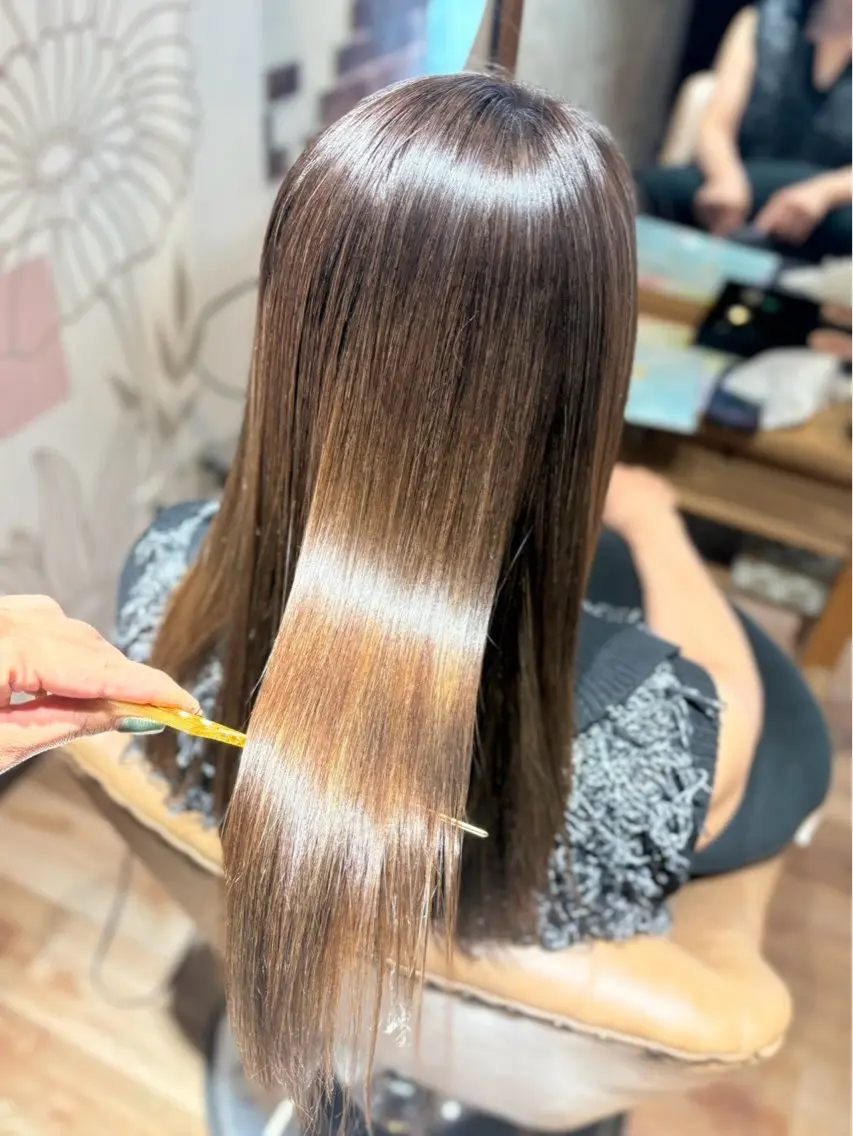 ロング カラー 西村 雪菜のヘアスタイル