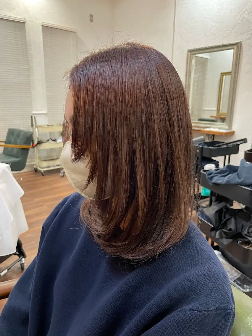 ミディアム カット ヘアカラー トリートメント 下林 雅明のヘアスタイル