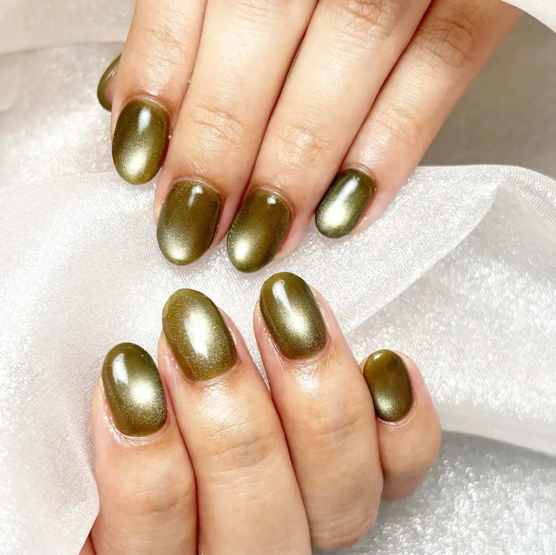 ネイル ハンドネイル nailroom DIASOMNIAのネイルデザイン