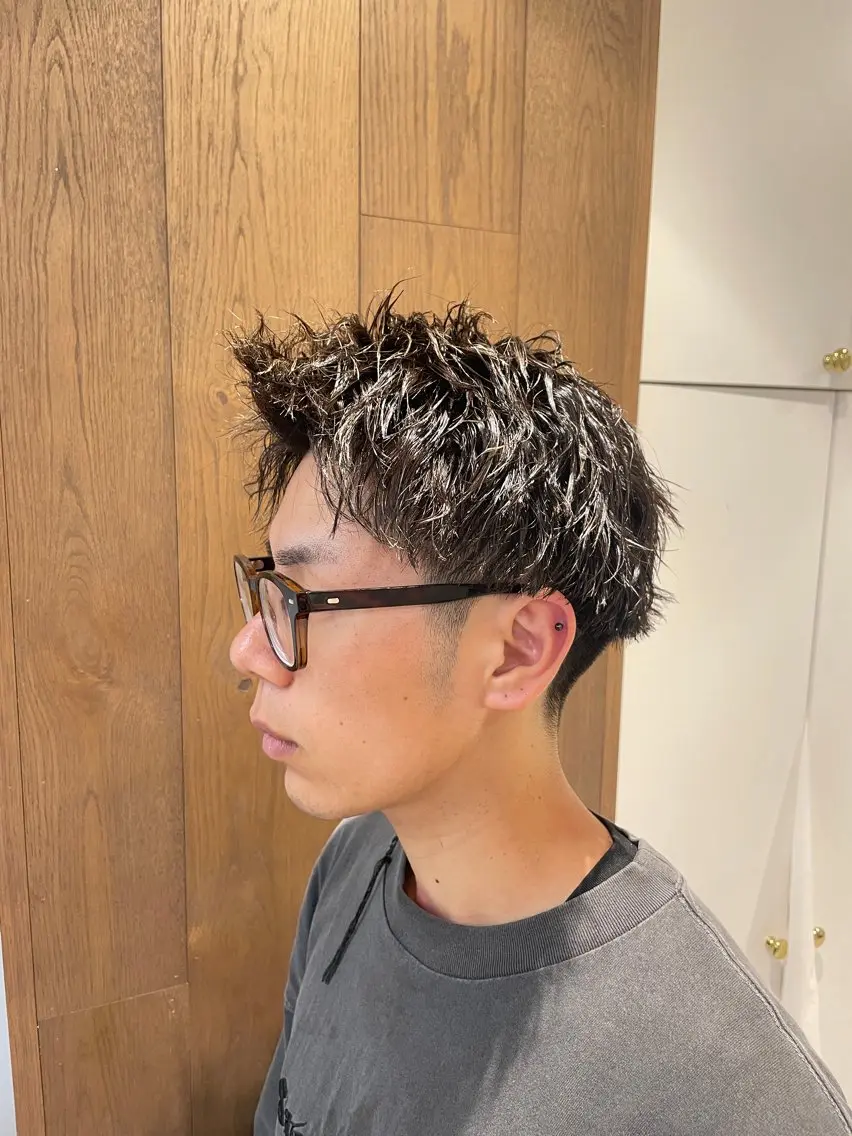 ショート パーマ メンズ メンズパーマ メンズツイストパーマ ツイストパーマ MORI HARUTOのヘアスタイル