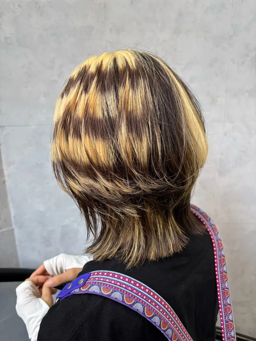 ミディアム カラー ブリーチ デザインカラー カット ヘアカラー ボブ×レイヤーカット 透明感カラー/Fuuのヘアスタイル