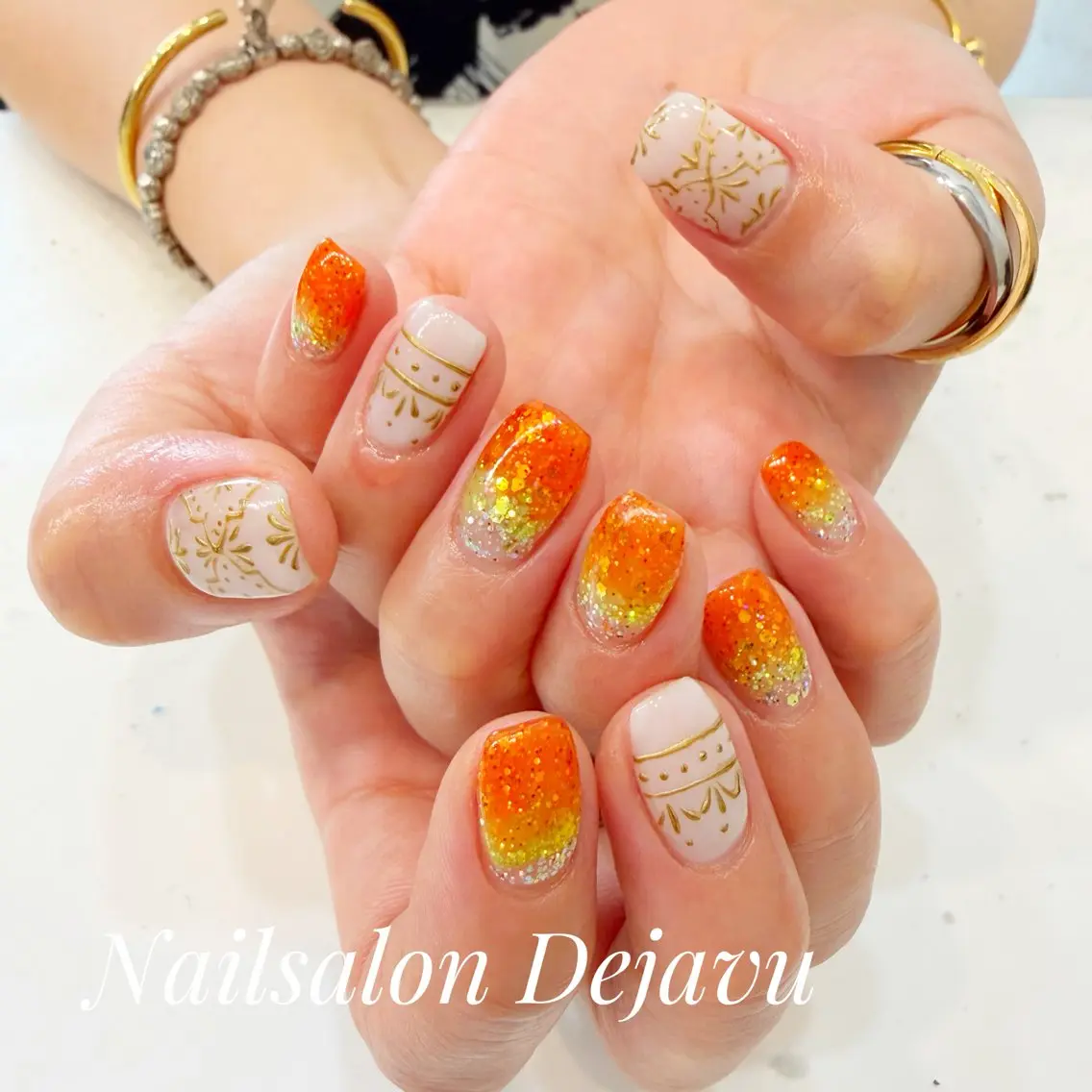 ネイル アートネイル 持ち込み オレンジ ハンドネイル Nail salon Dejavu 🌿のネイルデザイン