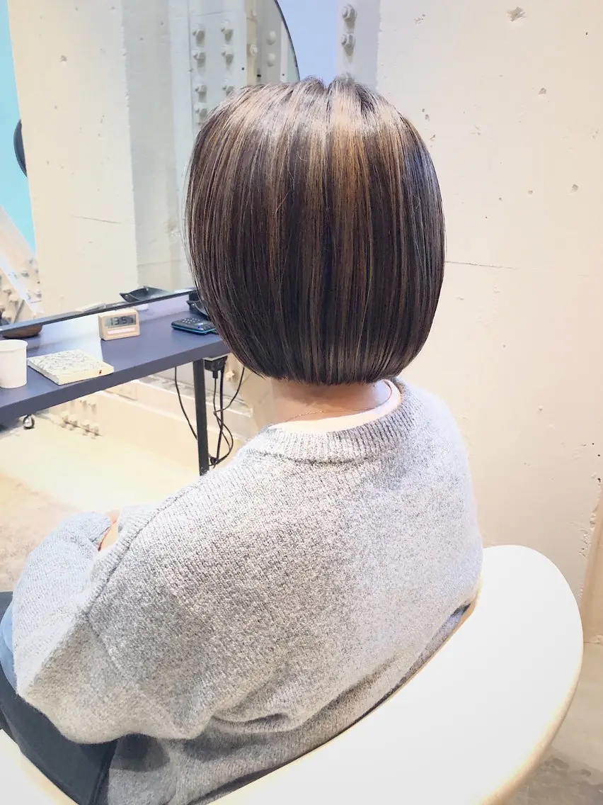 ショート 切りっぱなしボブ ボブ ハイライト カット ヘアカラー トリートメント 所渉/韓国レイヤー /ウルフカットのヘアスタイル
