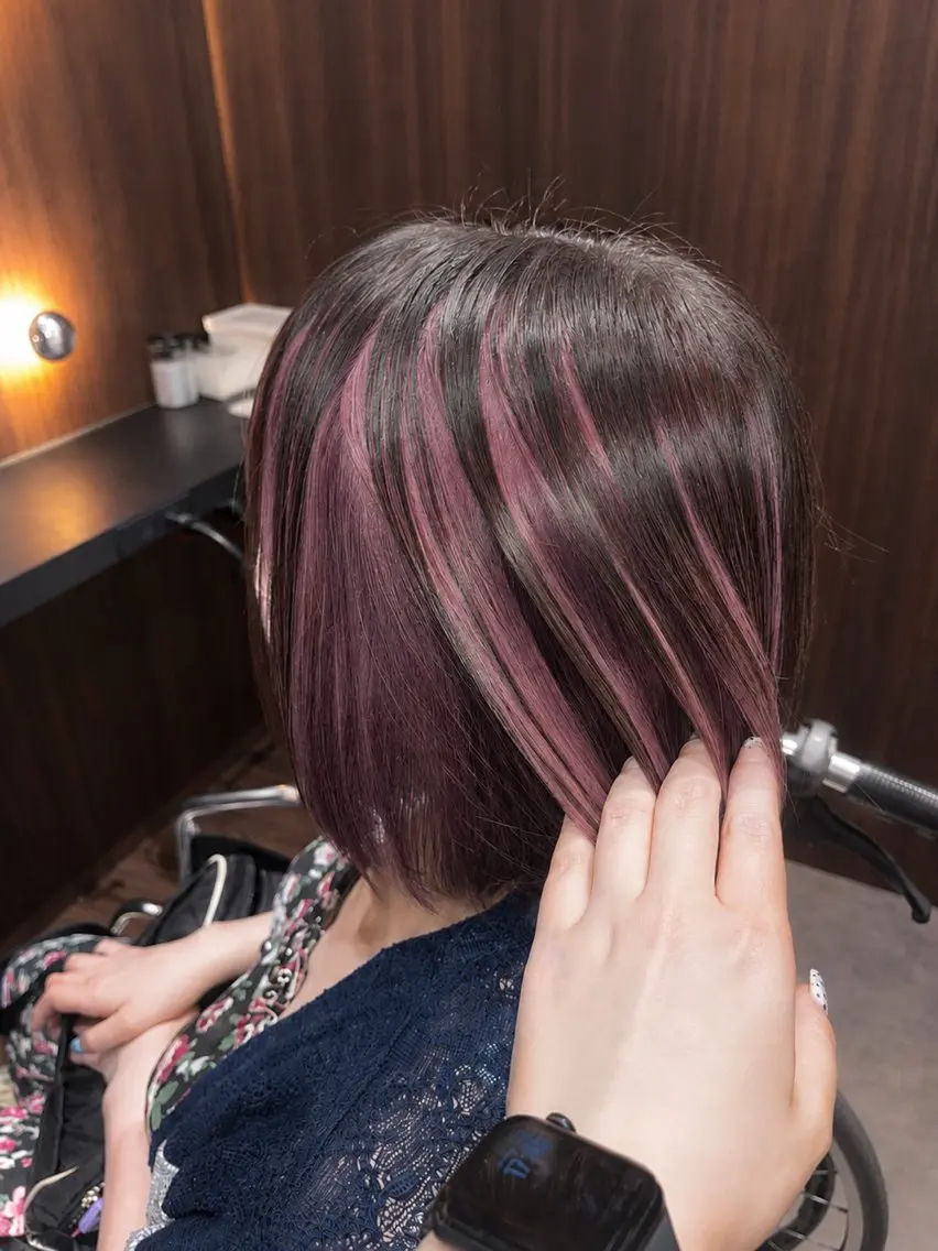 ショート ボブ ヘアカラー ルナ ♬レイヤー/ブリーチのヘアスタイル