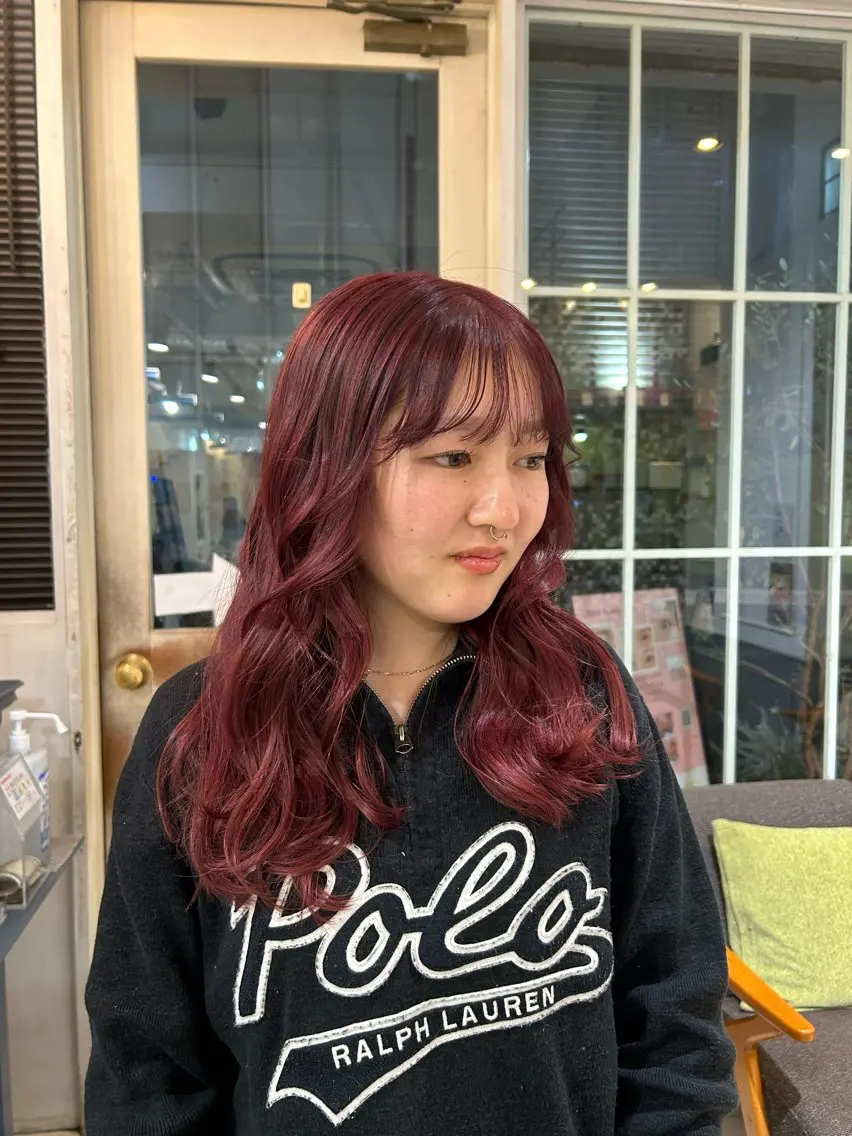 カラー ブリーチ レッドカラー lomalia moekaのヘアスタイル
