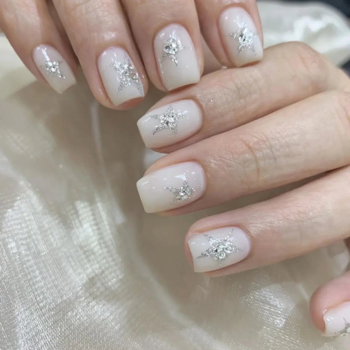 ネイル ハンドネイル 🎀 NaNa_nailのネイルデザイン