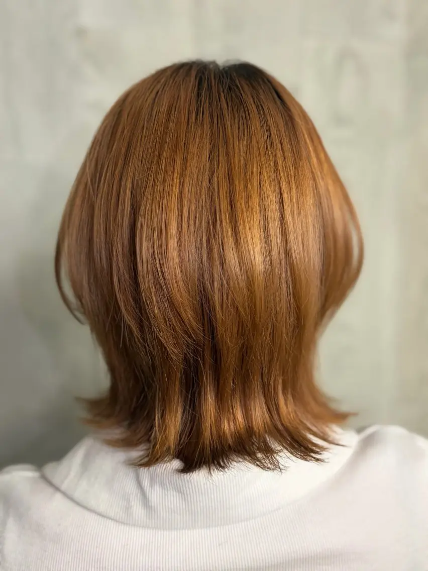 ミディアム カット 大前 葵のヘアスタイル