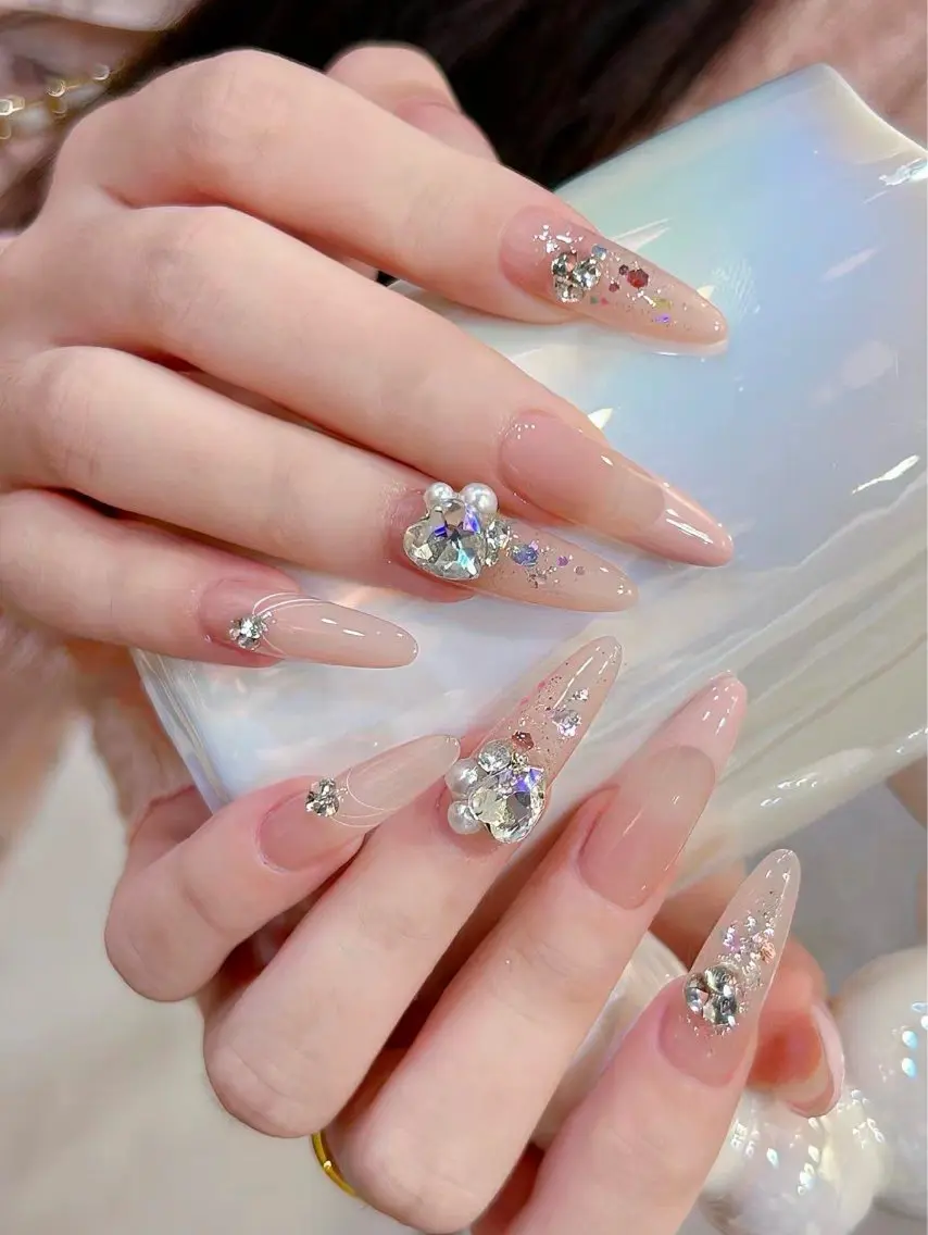 ネイル ハンドネイル ハンドケア 🌸Soluna 🌸のネイルデザイン