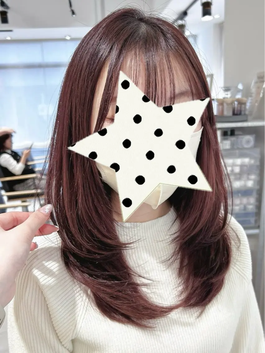 ミディアム レイヤーカット カット ヘアカラー トリートメント 艶カラー/韓国風ヘア 🩵shioneのヘアスタイル