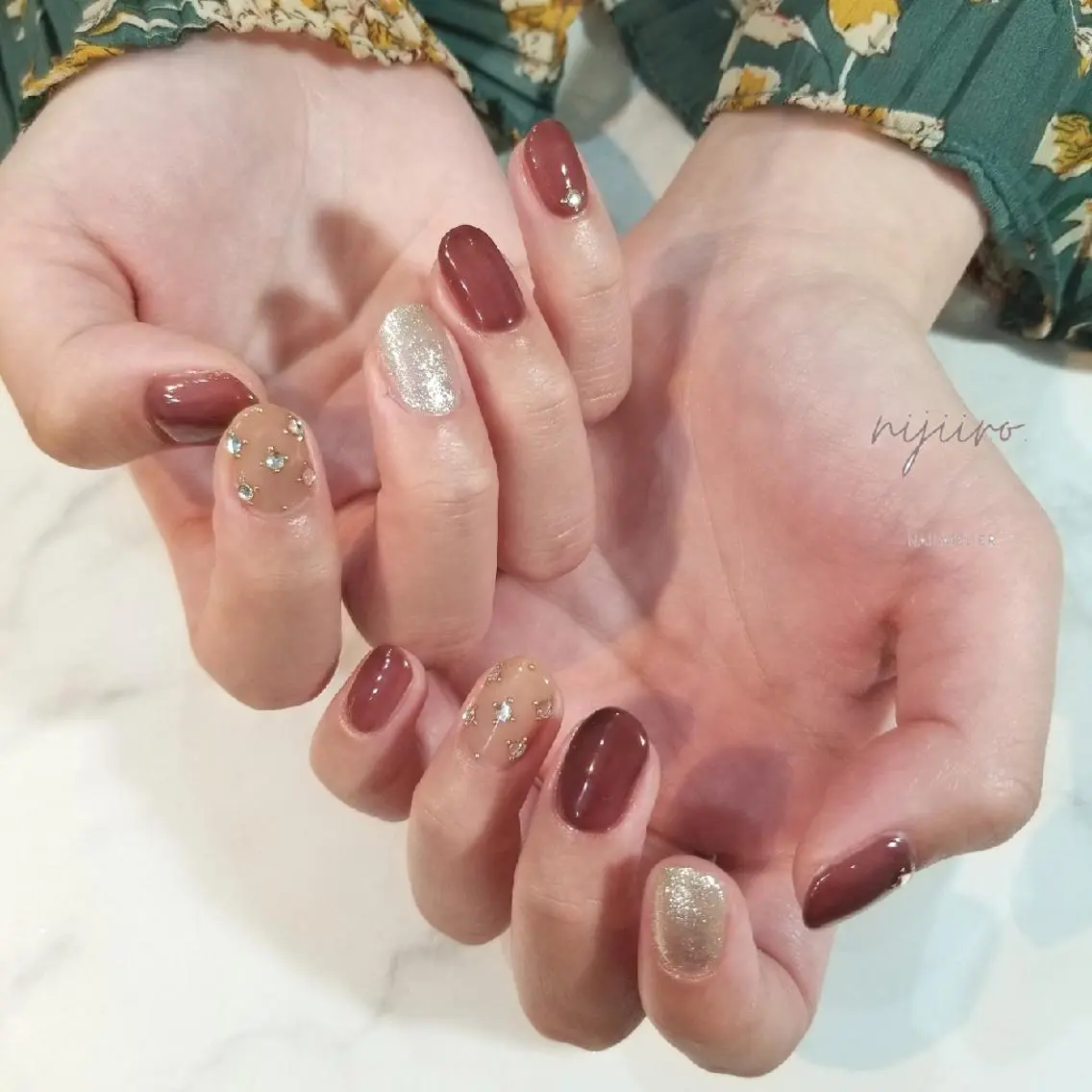 ネイル ハンドネイル nijiiro🌈 サトウのネイルデザイン