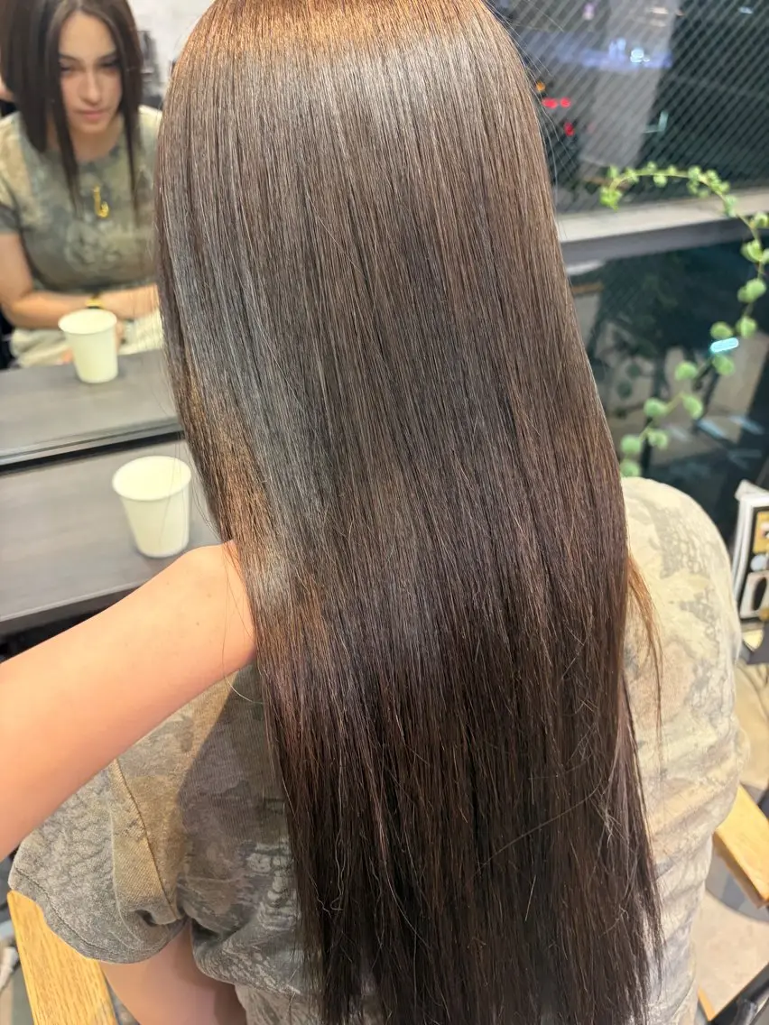 ロング 片山 楓葵のヘアスタイル