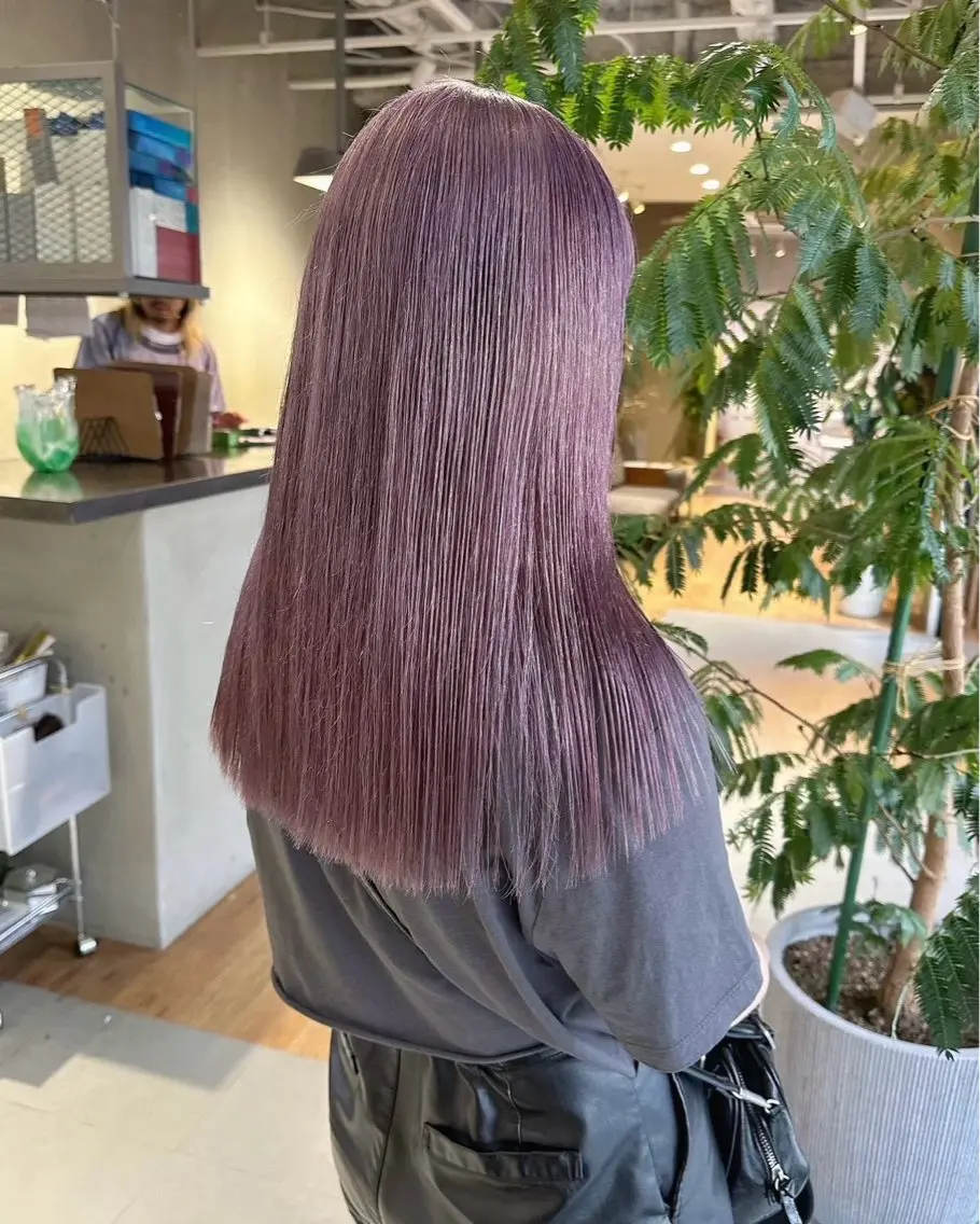 ロング mei🪽 カラー/パーマモデルのヘアスタイル