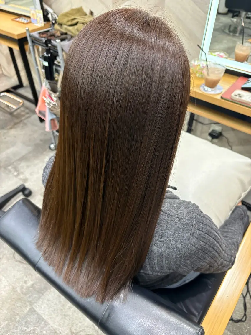 セミロング カラー トリートメント ヘアカラー SHANTi 飯塚 ヘアセット/髪質改善のヘアスタイル