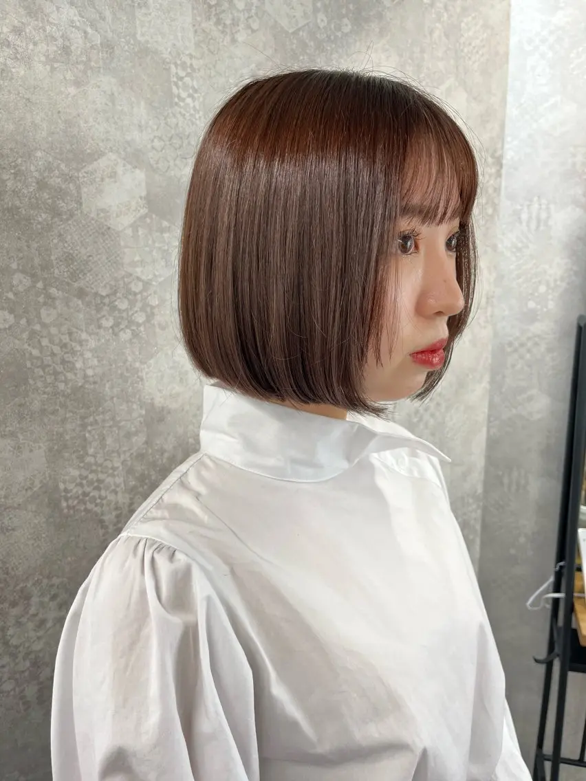 ミディアム カラー ヘアアレンジ カット ヘアカラー トリートメント ヘアセット 韓国レイヤーカット/ 儚げカラーチナツのヘアスタイル