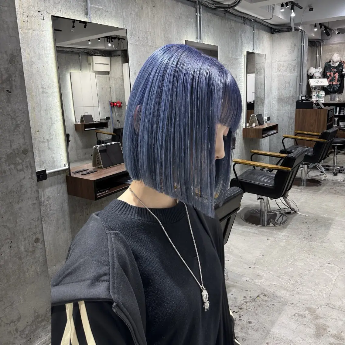 ミディアム カラー ハイトーンカラー ボブ ホワイトブロンド RIKUTOのヘアスタイル