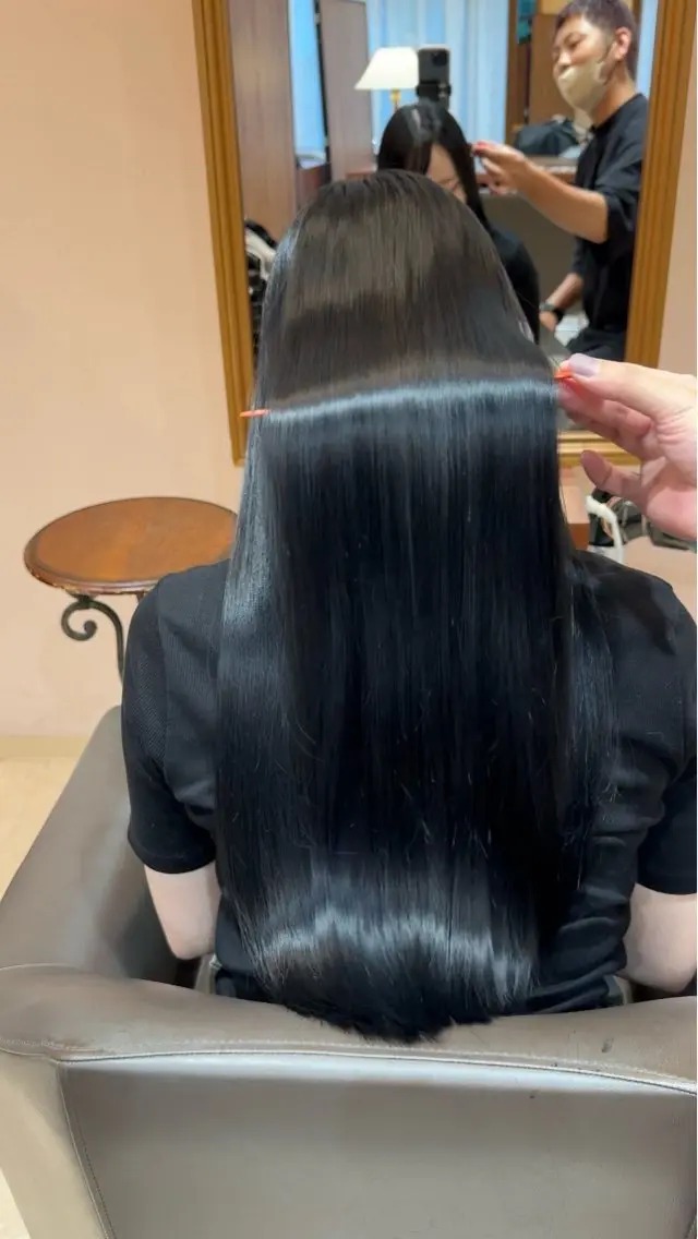 ロング 縮毛矯正の イソベのヘアスタイル