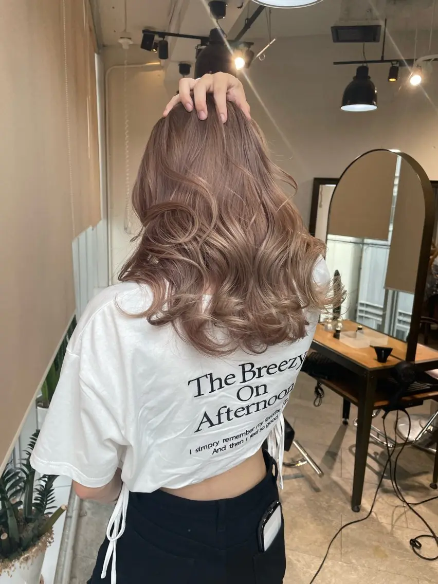 ロング カラー カット ヘアカラー トリートメント ヘアセット 💜ハイトーン💛 マジカルかいちゃんのヘアスタイル