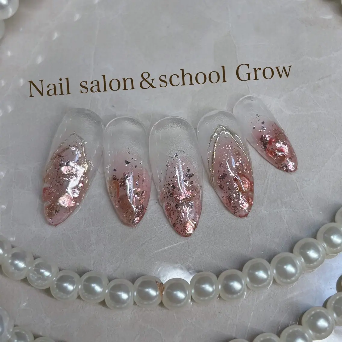 ネイル キラキラネイル ミラーネイル ニュアンスネイル ハンドネイル Nail&eye Grow 武蔵藤沢店のネイルデザイン