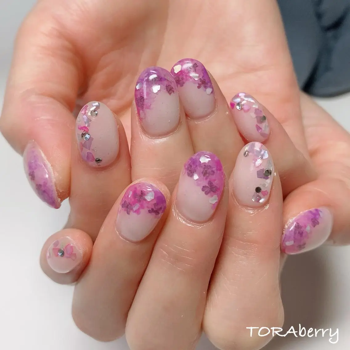 ネイル ハンドネイル ネイリスト なつみのネイルデザイン