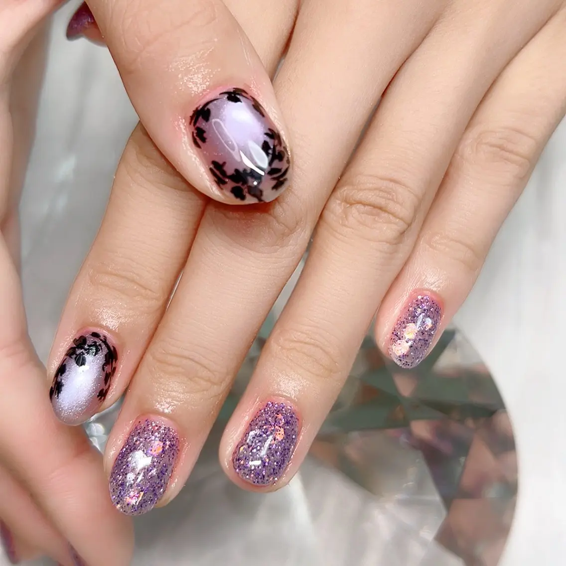 ネイル アートネイル フラワーネイル キラキラネイル ラメ(グリッター) マグネットネイル ハンドネイル Cute Tips nailのネイルデザイン