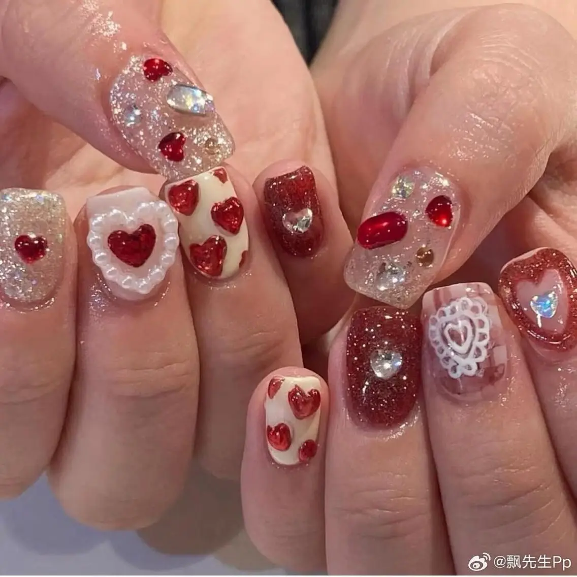 ネイル チークネイル クリアネイル ガーリー キラキラネイル 韓国ネイル Ume Nail Studioのネイルデザイン
