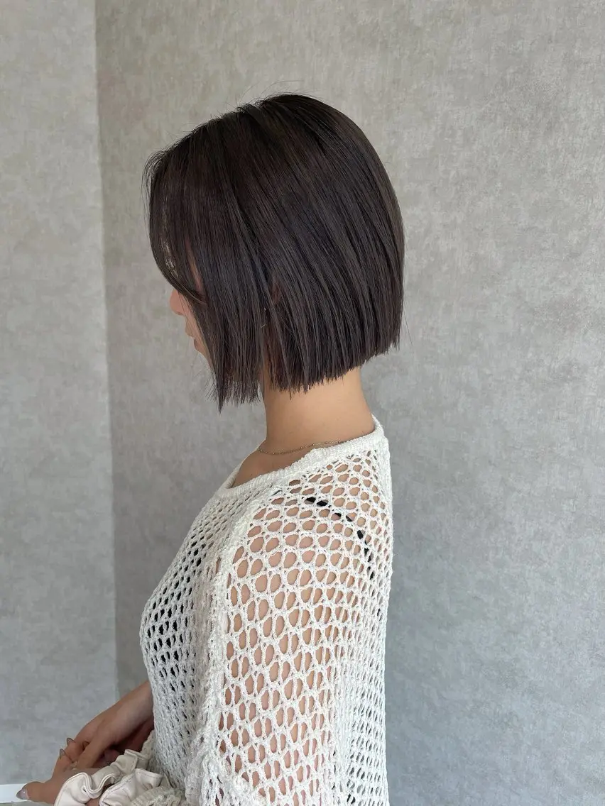 ショート ボブ カット ヘアカラー トリートメント 縮毛矯正ボブ/ 髪質改善/カットのヘアスタイル