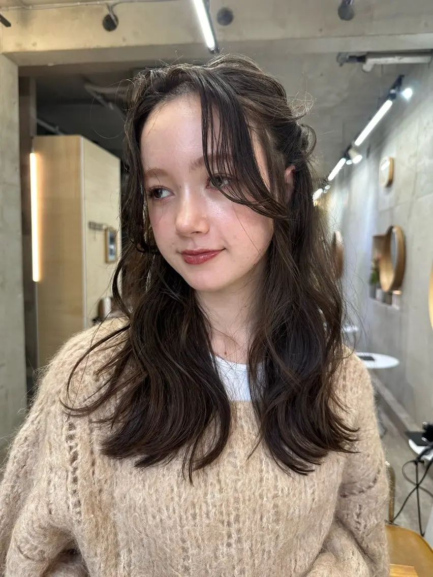 ロング カラー ヘアアレンジ ベージュカラー ブリーチ ブラウンカラー ケアブリーチ グレージュ カットモデル募集中 ／HARUKA🎀のヘアスタイル