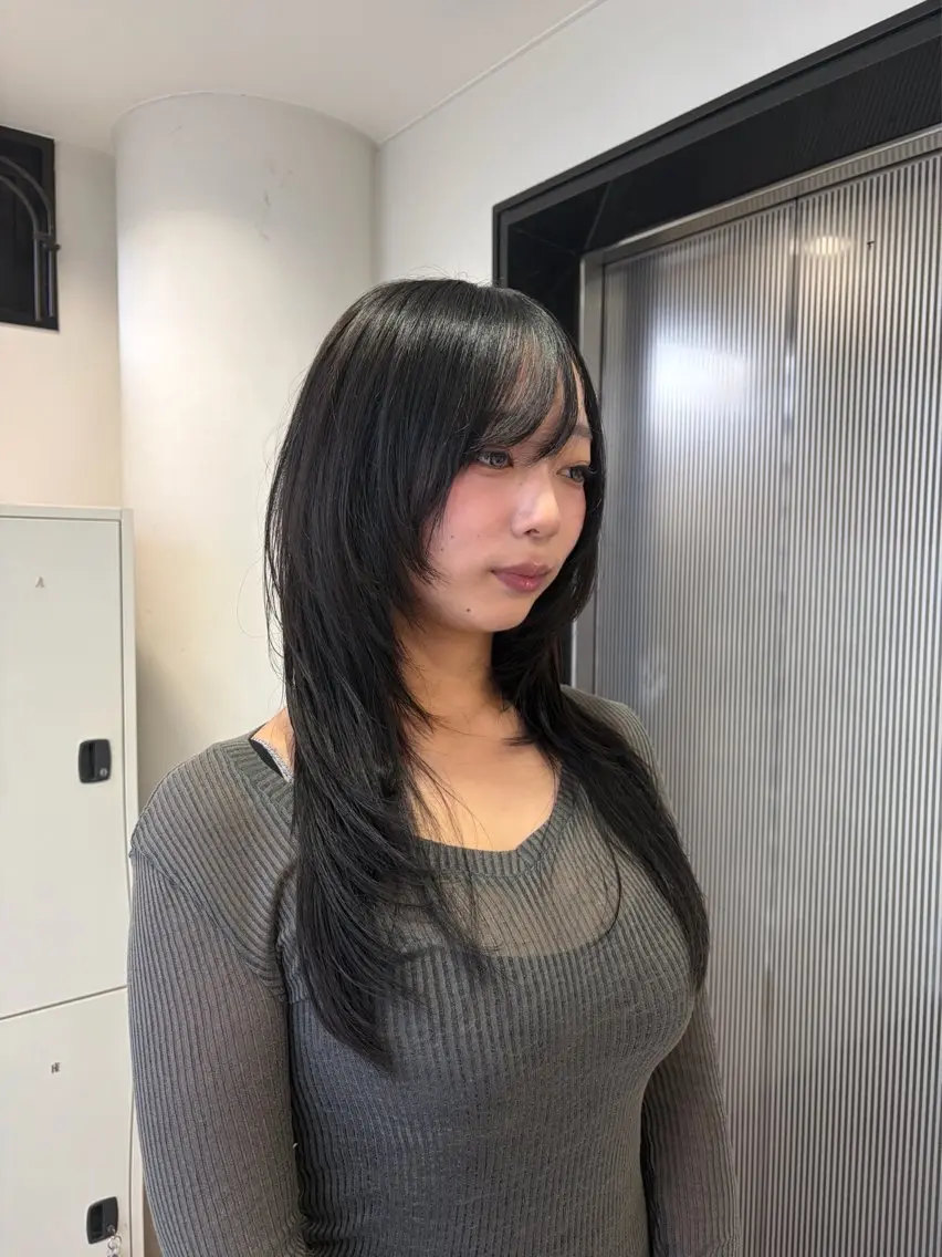 ロング レイヤーカット カット ヘアカラー トリートメント Shion/ レイヤー/髪質改善のヘアスタイル