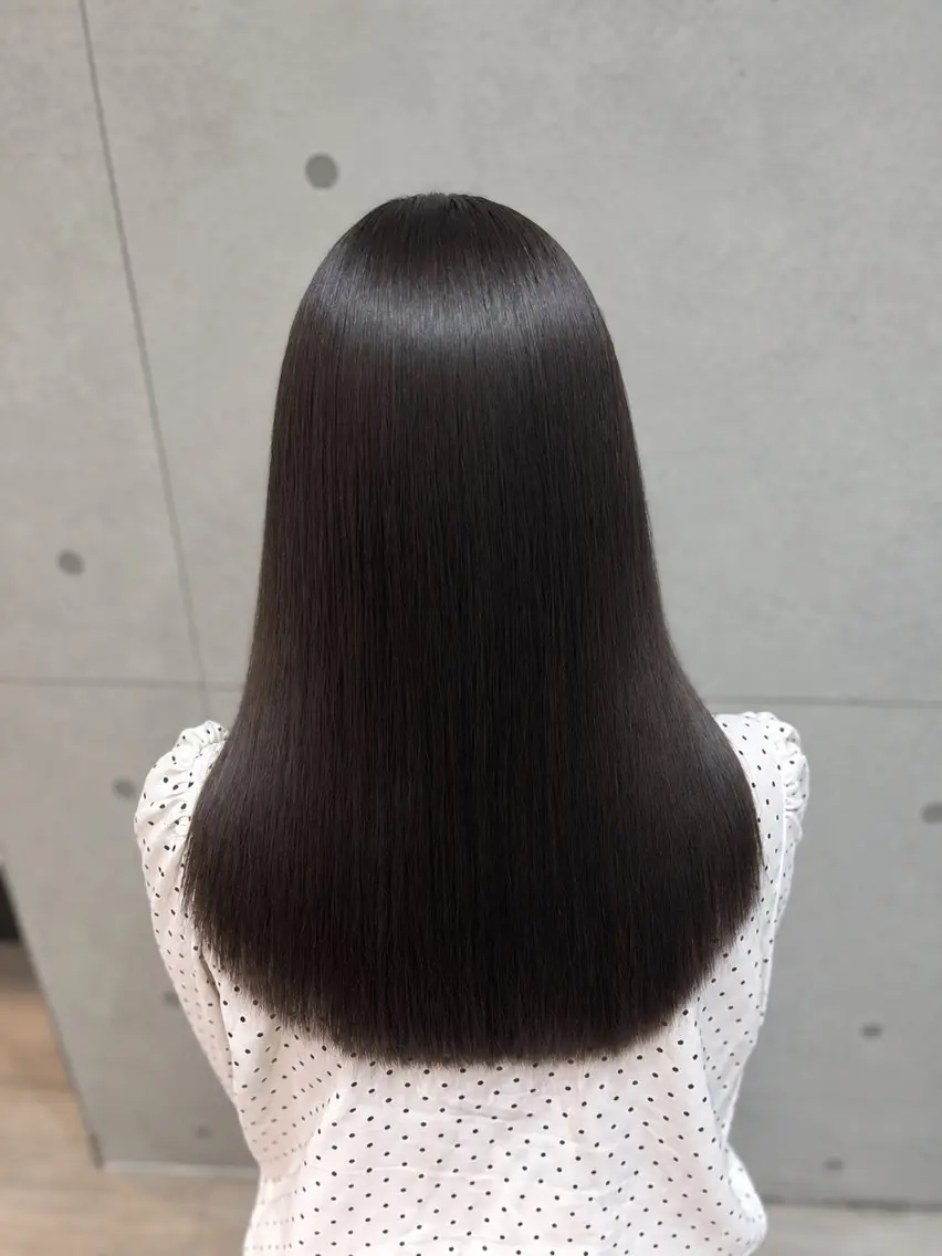 ロング トリートメント 松村 菜美のヘアスタイル