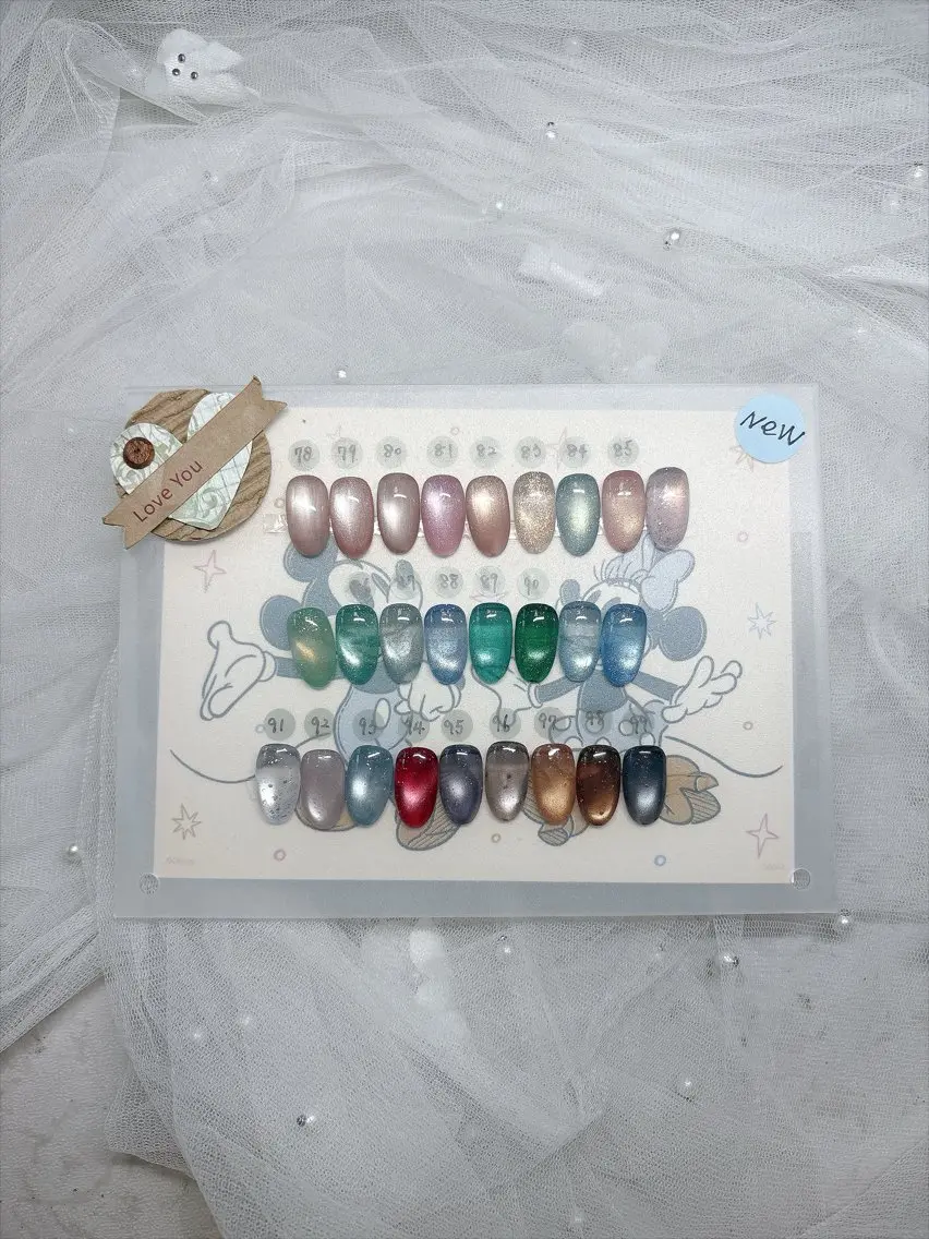 ネイル ジェルネイル マグネットネイル PLUM BELL 横浜自宅ネイルのネイルデザイン
